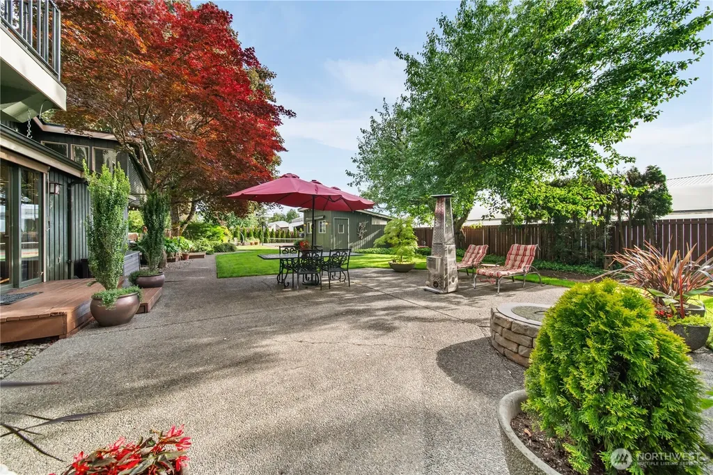 7104 166th Avenue E Sumner WA 98390