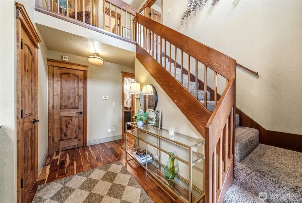 7104 166th Avenue E Sumner WA 98390