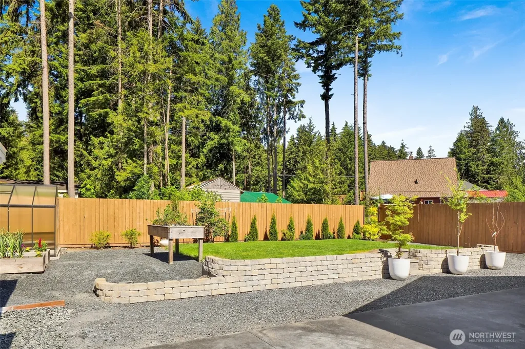 8209 Colfax Court Maple Falls WA 98266