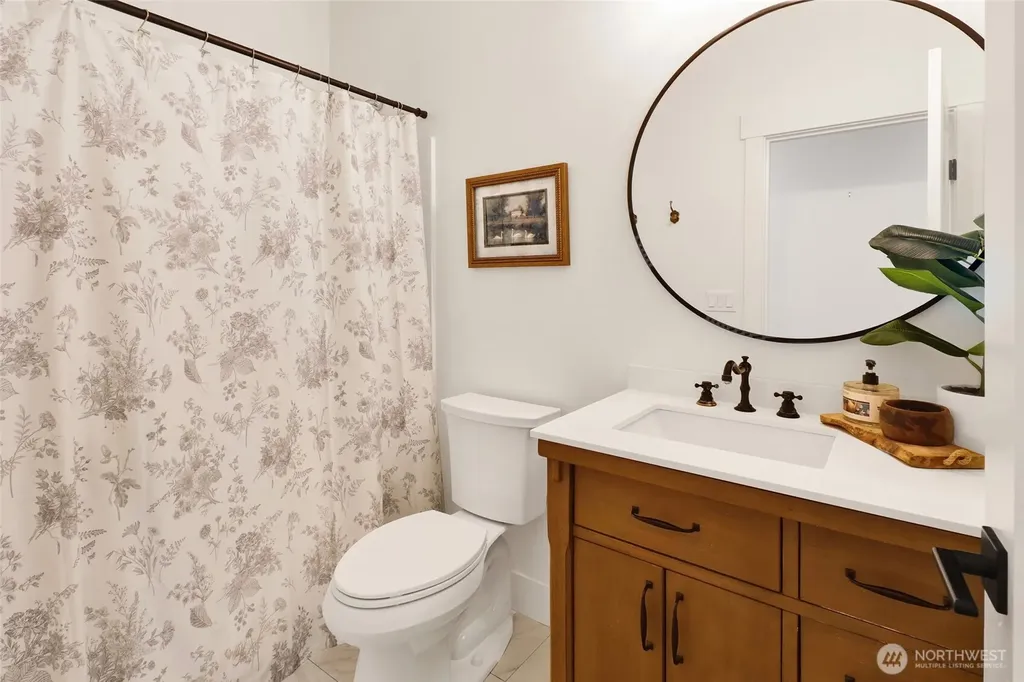 8209 Colfax Court Maple Falls WA 98266