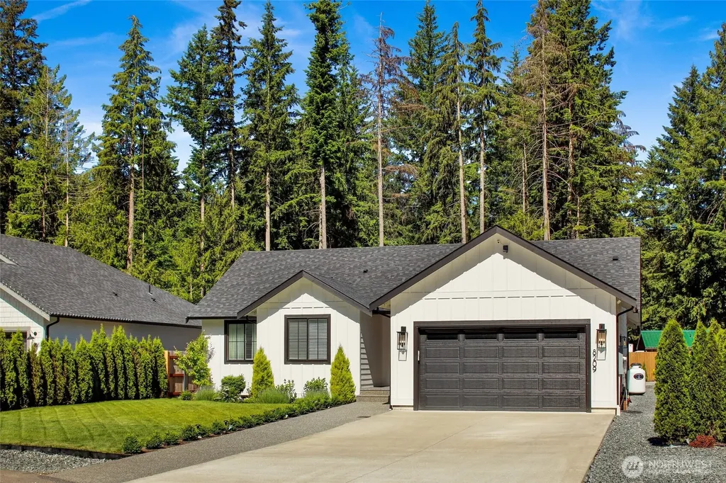 8209 Colfax Court Maple Falls WA 98266