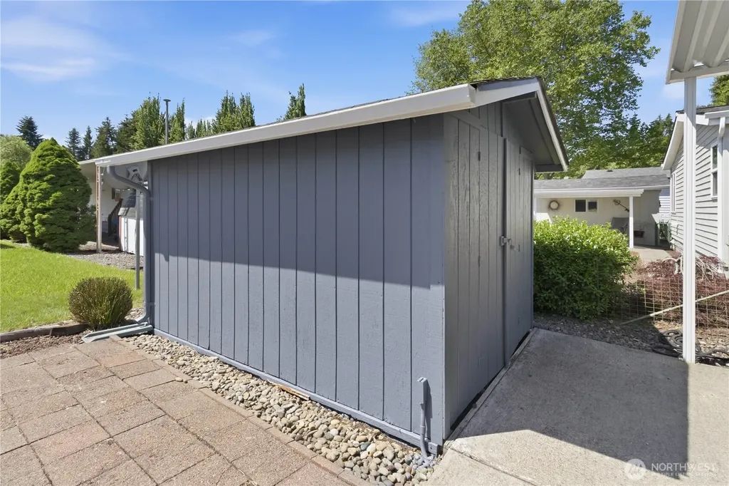 318 Peacock Lane Kelso WA 98626