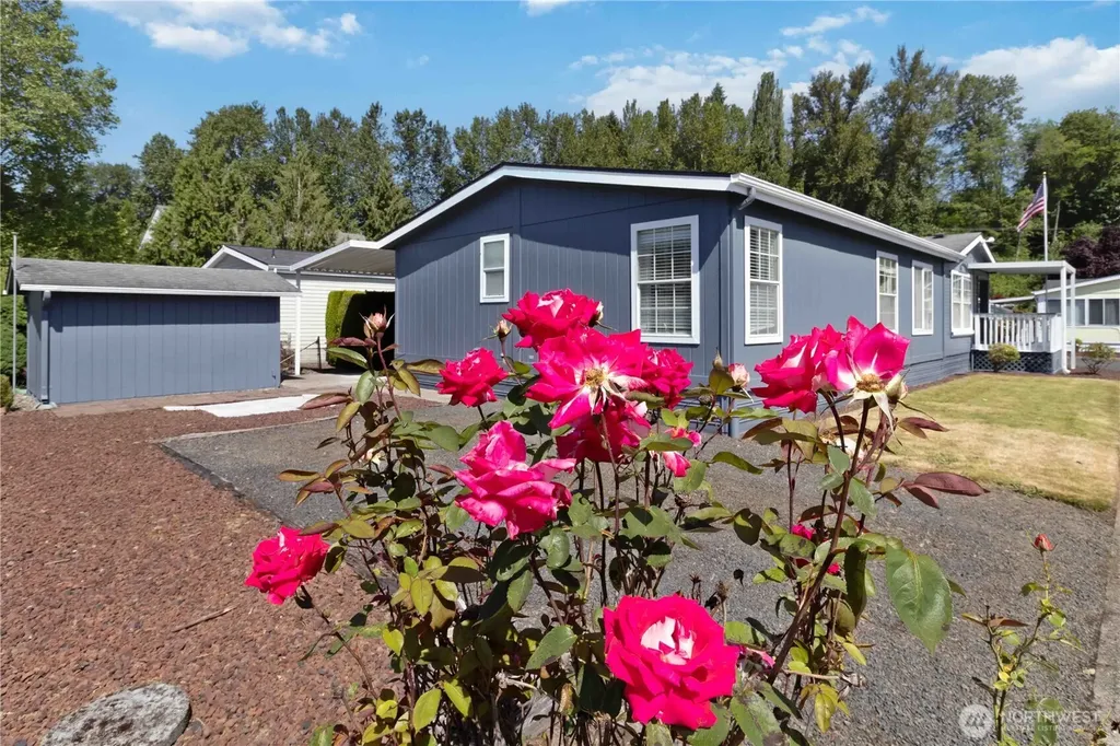 318 Peacock Lane Kelso WA 98626