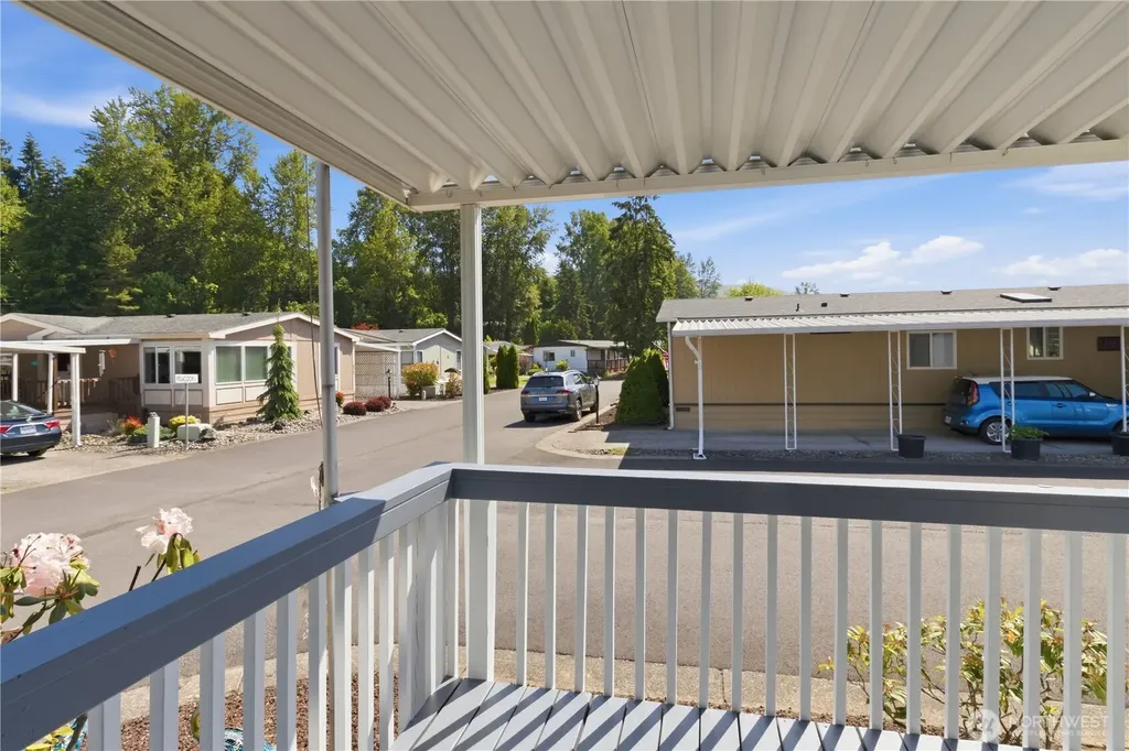 318 Peacock Lane Kelso WA 98626
