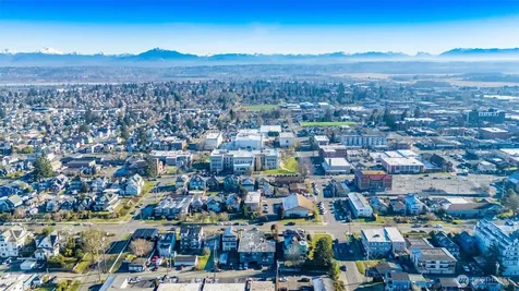 1301 Broadway Avenue Everett WA 98201