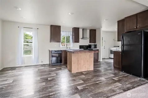 1108 Paul Avenue Oak Harbor WA 98277