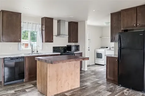 1108 Paul Avenue Oak Harbor WA 98277