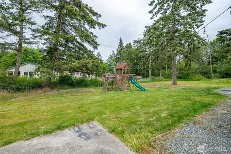 1108 Paul Avenue Oak Harbor WA 98277