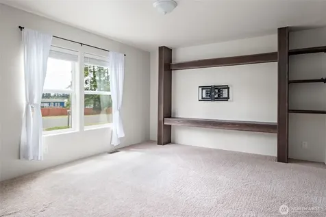 1108 Paul Avenue Oak Harbor WA 98277