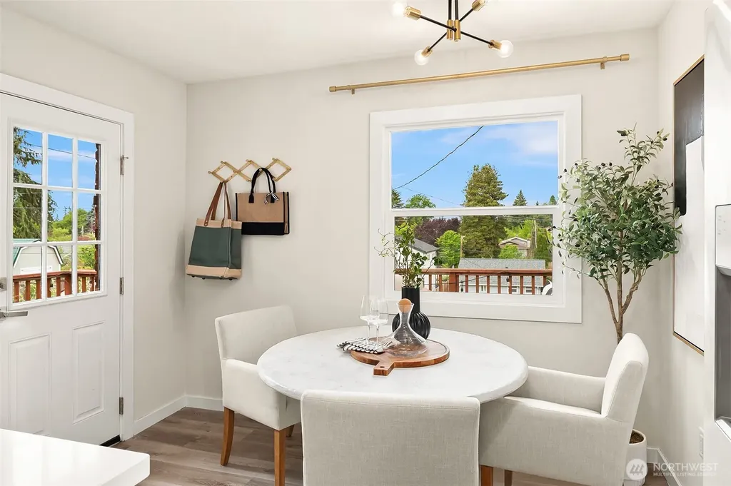 8121 16th Avenue SW Seattle WA 98106