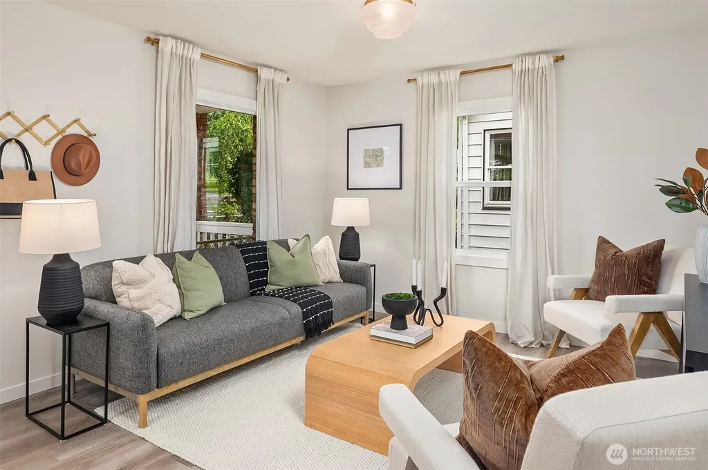 8121 16th Avenue SW Seattle WA 98106