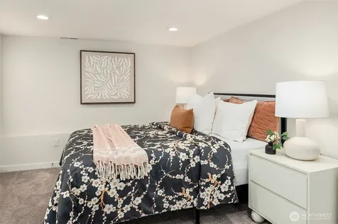 8121 16th Avenue SW Seattle WA 98106