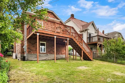 8121 16th Avenue SW Seattle WA 98106