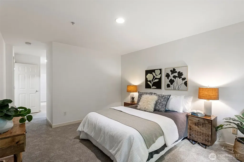 8350 NE 140th Street Kirkland WA 98034