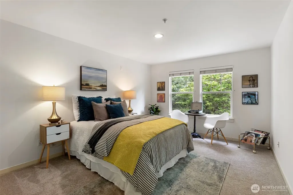 8350 NE 140th Street Kirkland WA 98034