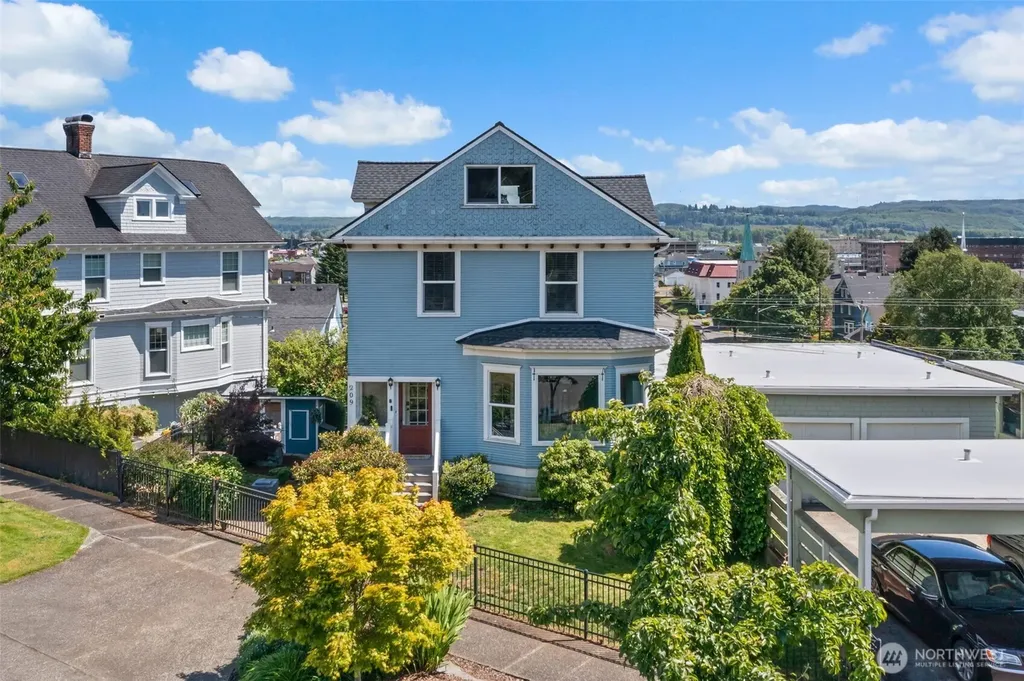 209 E 8th Street Aberdeen WA 98520