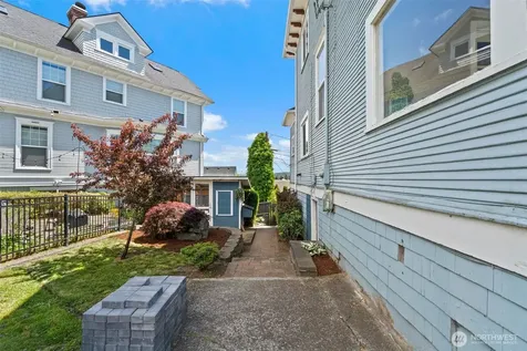 209 E 8th Street Aberdeen WA 98520