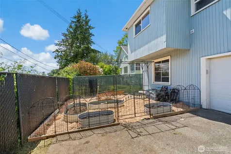 209 E 8th Street Aberdeen WA 98520