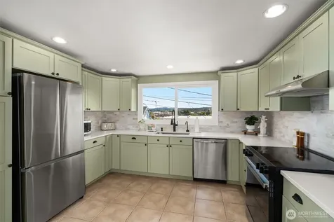 209 E 8th Street Aberdeen WA 98520