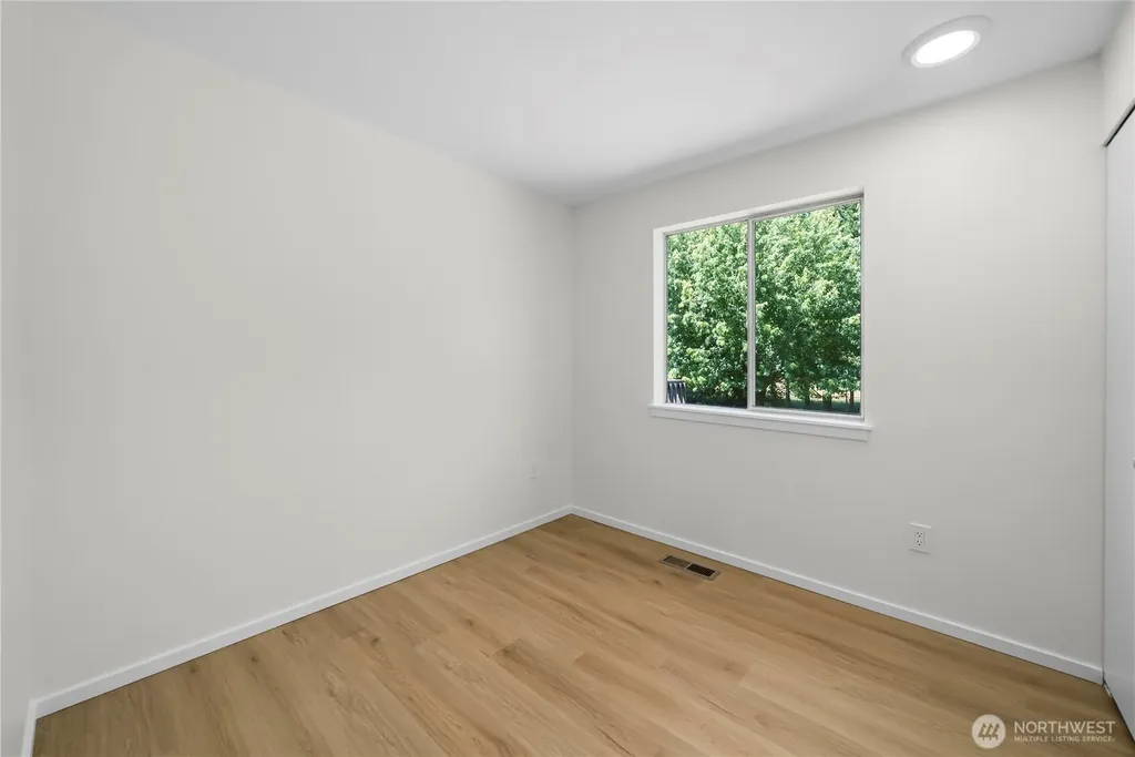 22938 SE 280th Place Maple Valley WA 98038