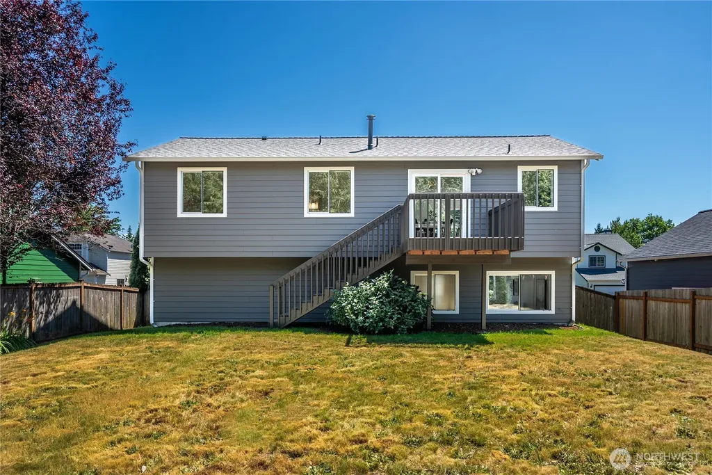 22938 SE 280th Place Maple Valley WA 98038