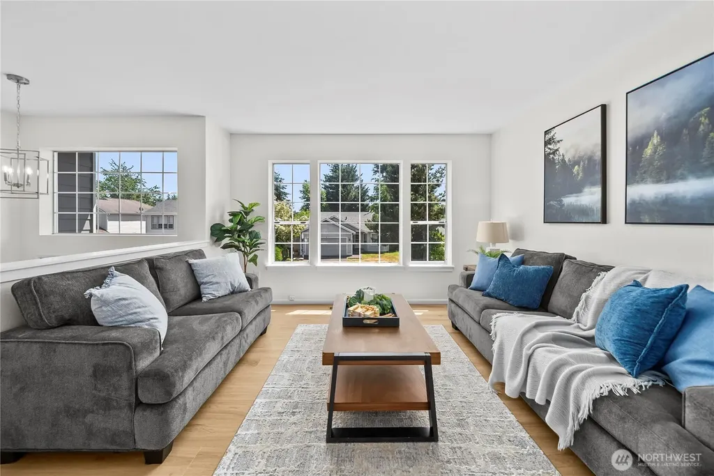 22938 SE 280th Place Maple Valley WA 98038