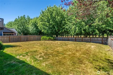 22938 SE 280th Place Maple Valley WA 98038
