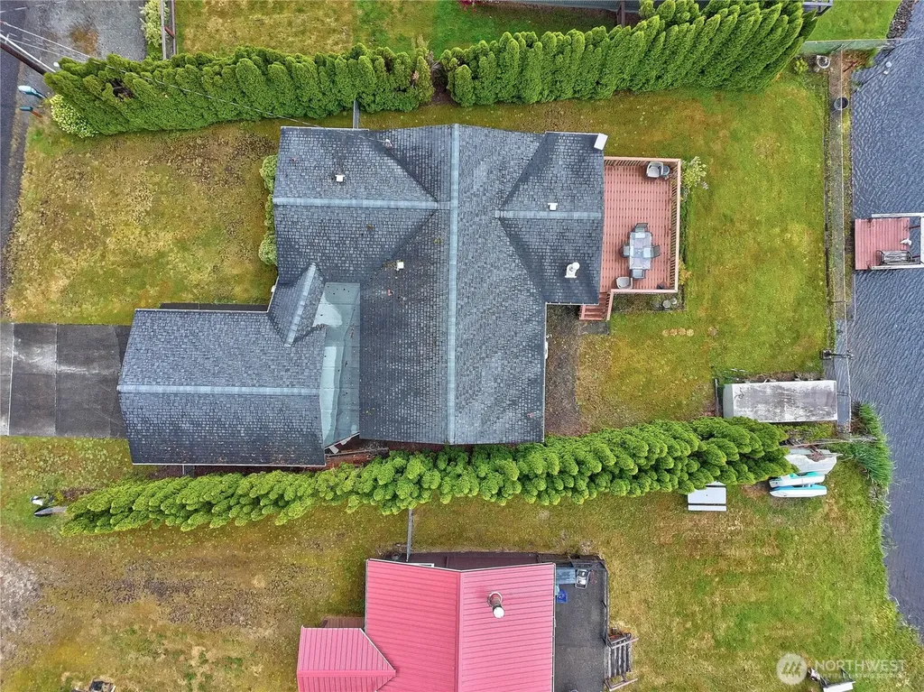 32 W Star Point Way Elma WA 98541