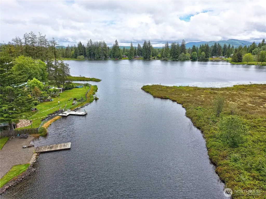 32 W Star Point Way Elma WA 98541