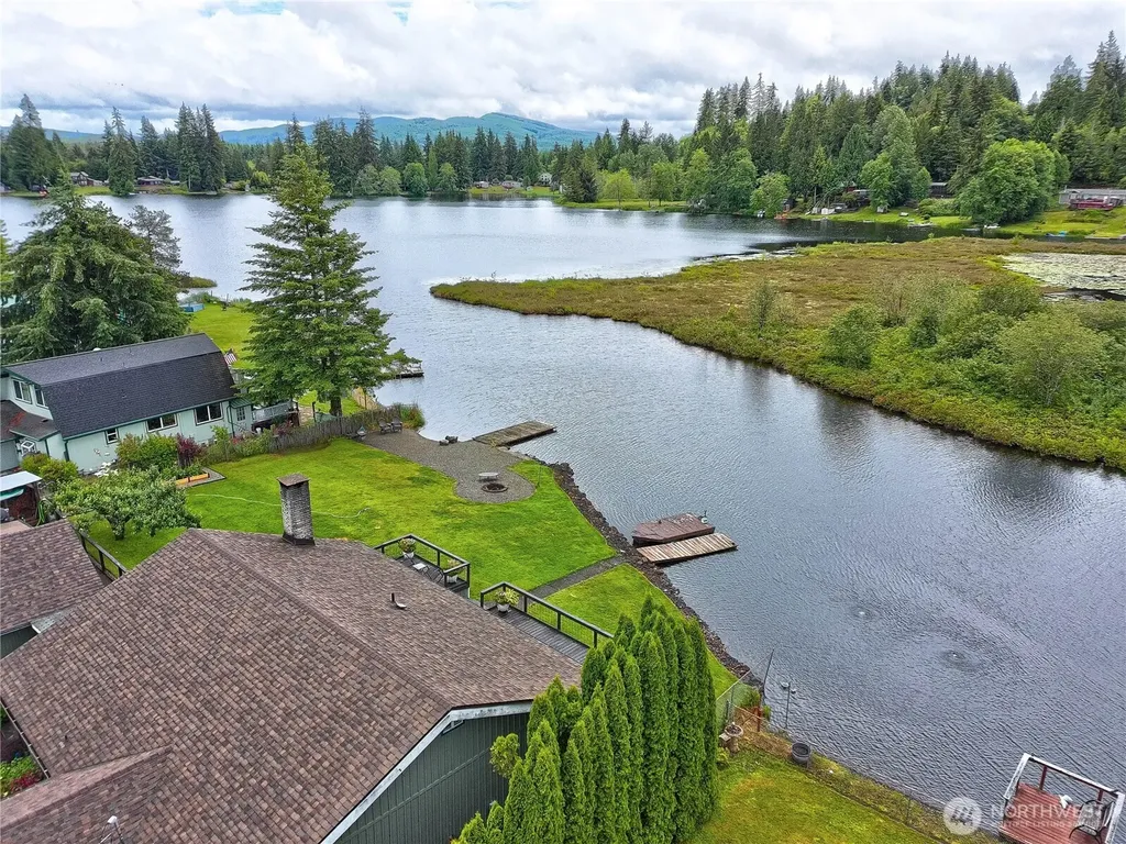 32 W Star Point Way Elma WA 98541