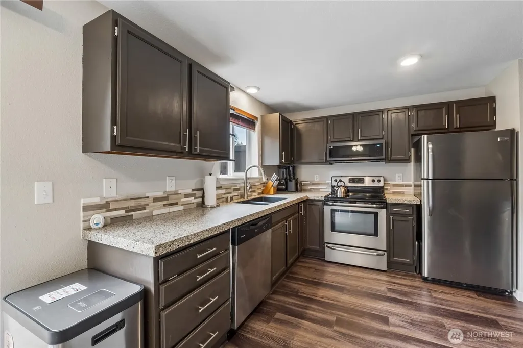 12314 121st Street E Puyallup WA 98374