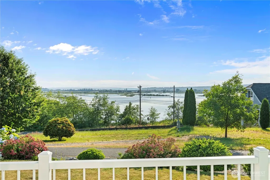 5421 Sunnyside Boulevard Marysville WA 98270