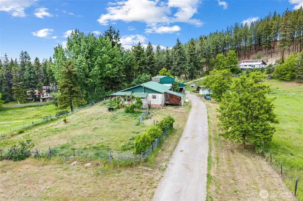 637 Hwy 20 E Colville WA 99114