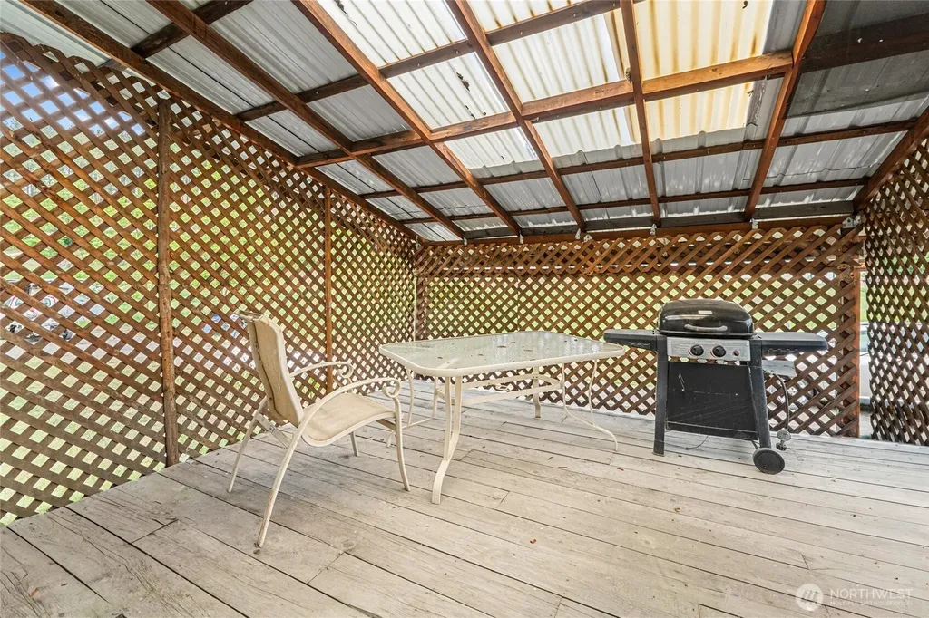 637 Hwy 20 E Colville WA 99114