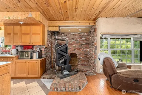 637 Hwy 20 E Colville WA 99114