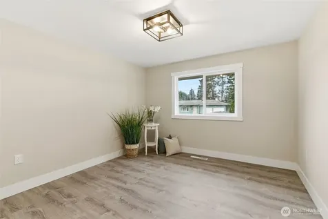 3202 S 76th Street Tacoma WA 98409