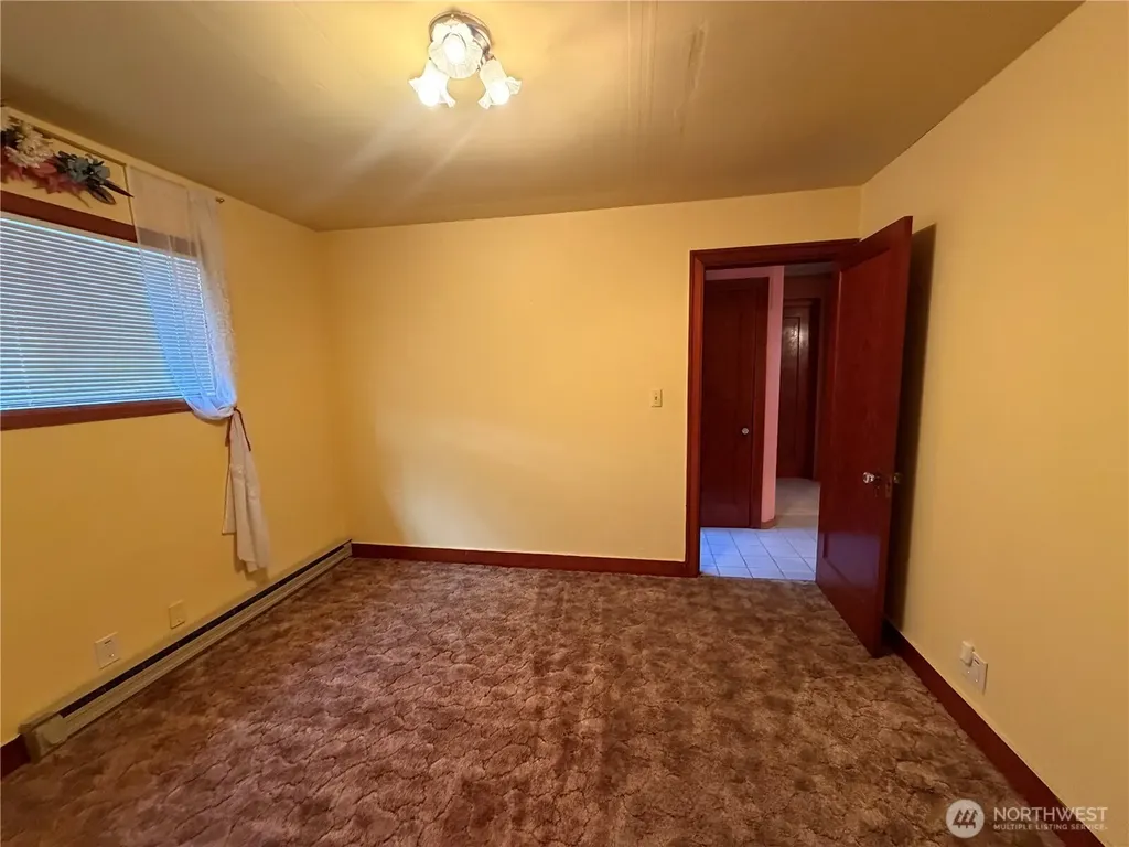 11223 Rhody Drive Port Hadlock WA 98339
