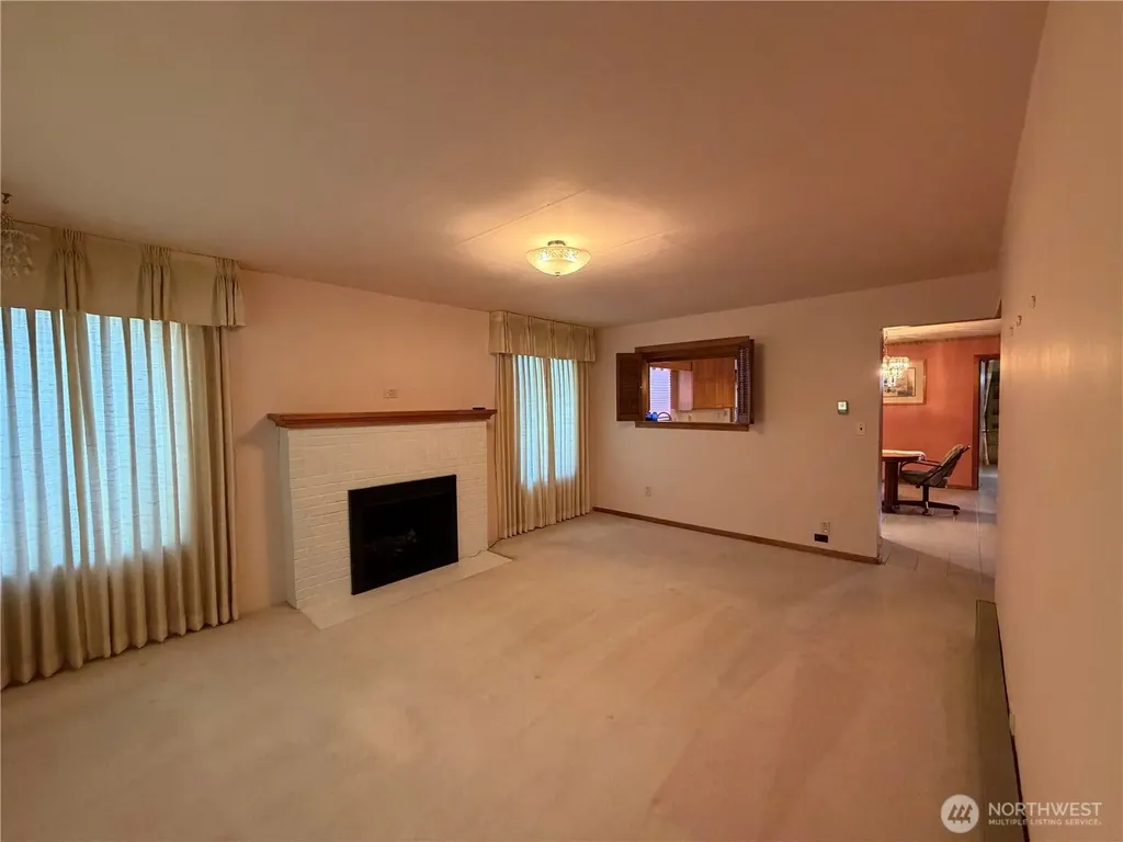 11223 Rhody Drive Port Hadlock WA 98339