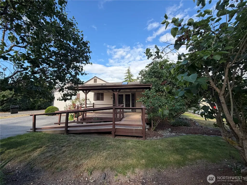 11223 Rhody Drive Port Hadlock WA 98339