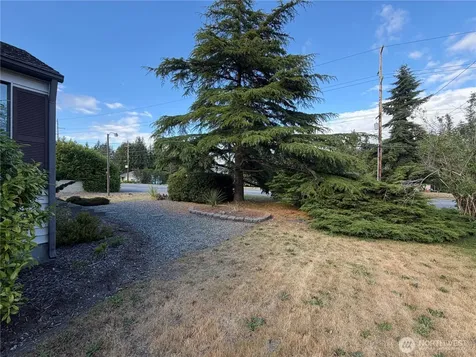 11223 Rhody Drive Port Hadlock WA 98339