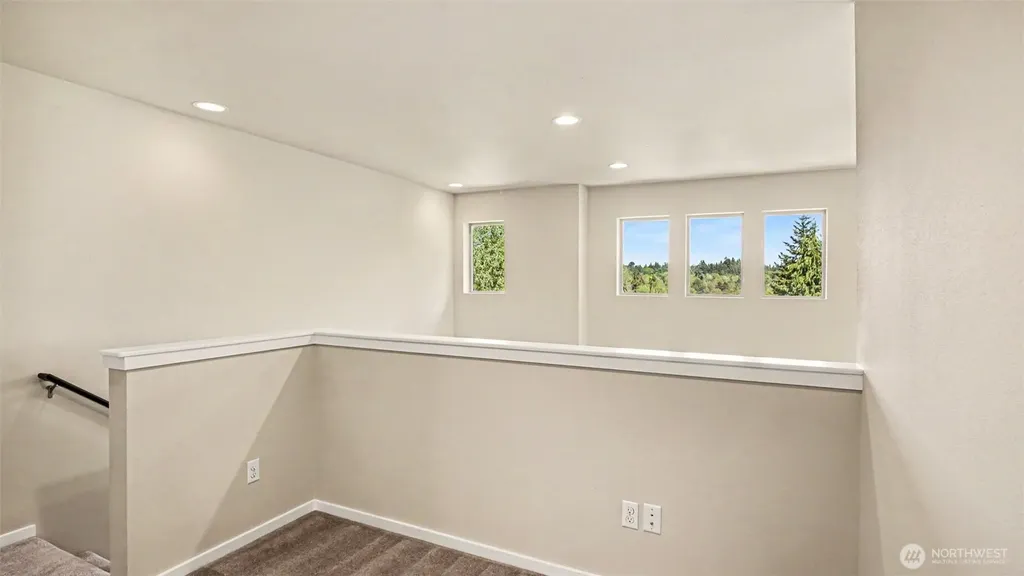 16533 2nd Park SE Bothell WA 98012
