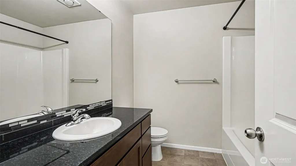 16533 2nd Park SE Bothell WA 98012