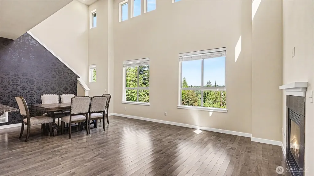 16533 2nd Park SE Bothell WA 98012