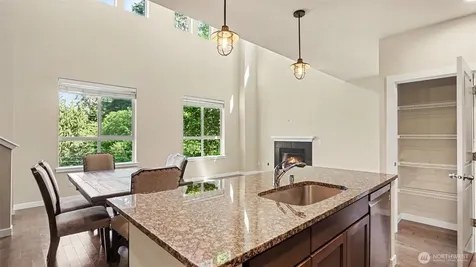 16533 2nd Park SE Bothell WA 98012