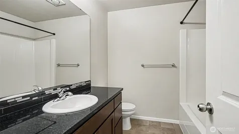 16533 2nd Park SE Bothell WA 98012