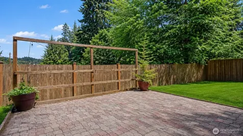 16533 2nd Park SE Bothell WA 98012