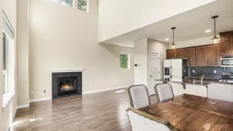 16533 2nd Park SE Bothell WA 98012