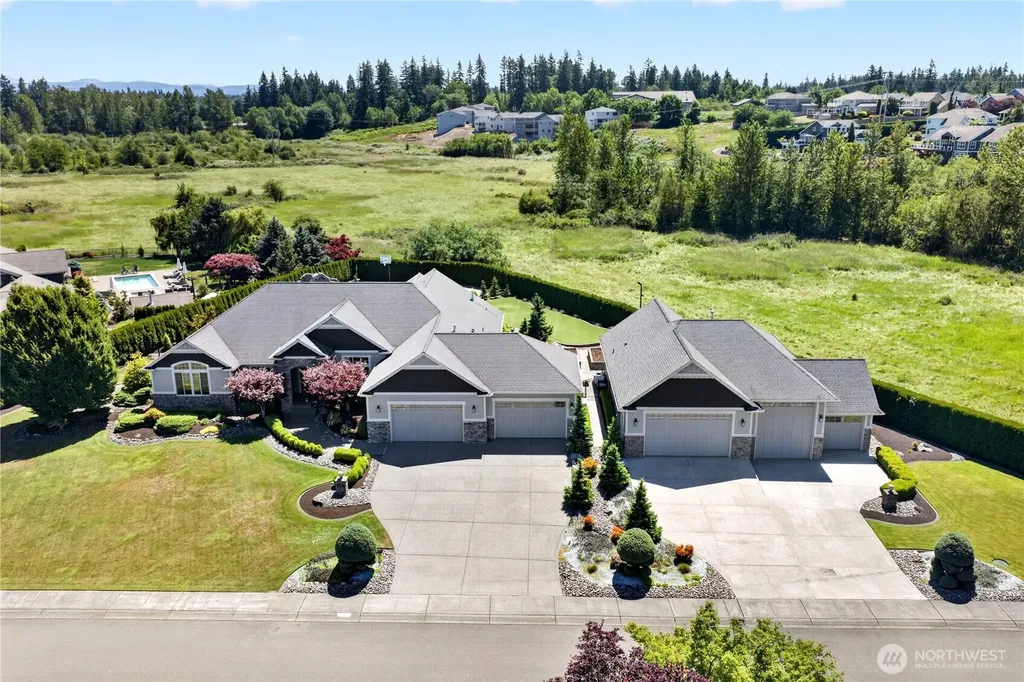 3006 220th Avenue E Lake Tapps WA 98391