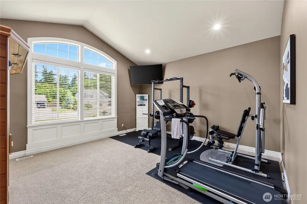 3006 220th Avenue E Lake Tapps WA 98391