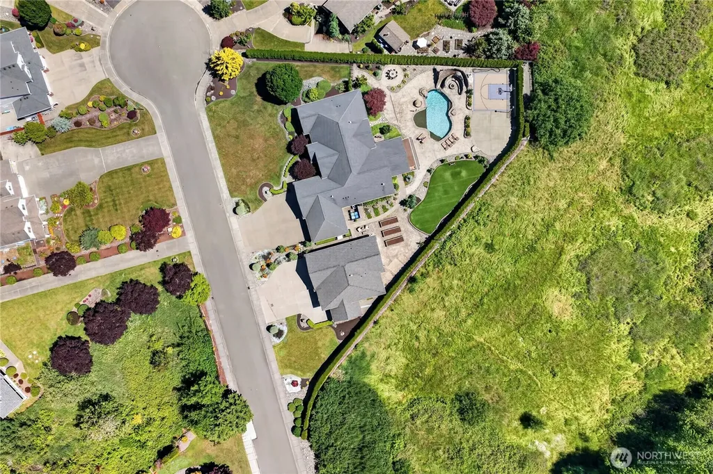 3006 220th Avenue E Lake Tapps WA 98391